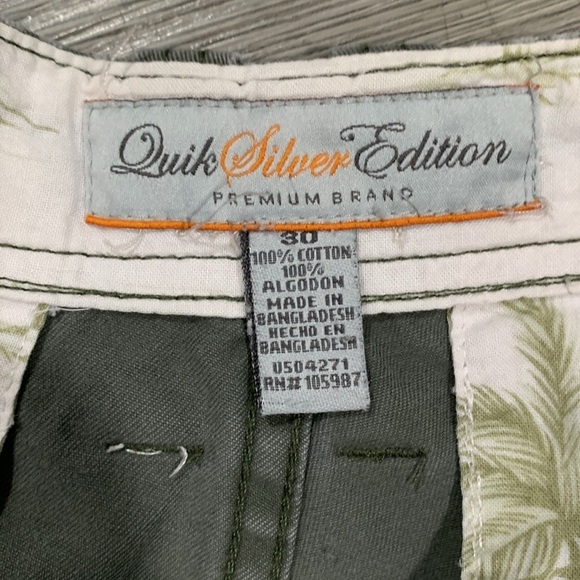 QuickSilver Gray 100% Cotton Cargo Shorts size 30 - Picture 7 of 8